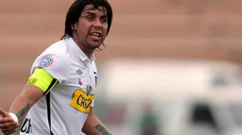 Sanhueza contó que pudo dejar a los albos por suculenta oferta de México.