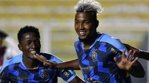 Los ecuatorianos se robaron los aplausos en su visita a Bolivia.