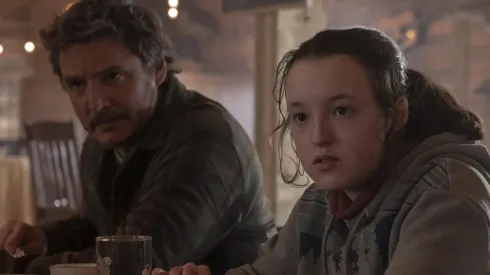 Pedro Pascal y Bella Ramsey continúan el viaje de The Last of Us, este domingo.