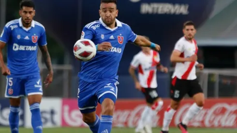 Zaldivia sigue deleitando a los hinchas azules.