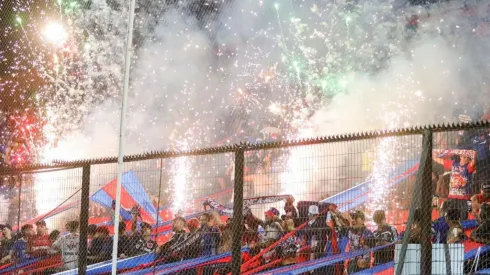 La U arriesga duras sanciones tras comportamiento de la hinchada ante La Calera.