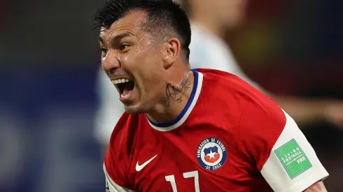 Gary Medel demuestra su amor por la UC