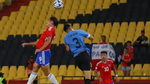 Juan Cristóbal Guarello llenó de flores a la selección chilena sub 17