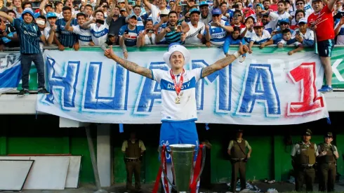 Nicolás Castillo es un reconocido hincha cruzado.