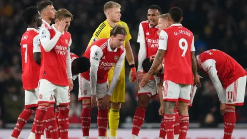 Arsenal se mantiene como líder de la Premier