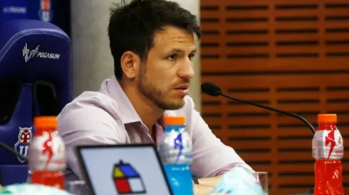 Mayo alzó la voz en la antesala del Clásico Universitario.