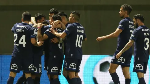 Los cruzados lograron un importante triunfo ante los atacameños