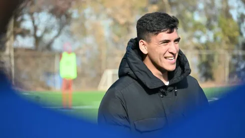 El volante formado en la UC visitó a su ex club