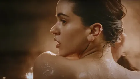 Rosalía en el video de Tuya.