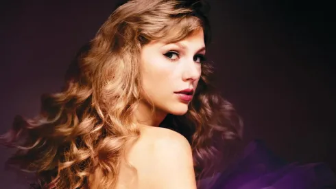 Taylor Swift en la portada de Speak Now' (Taylor’s Version).