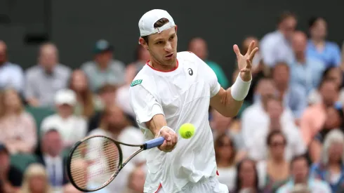 Nicolás Jarry vivió un intenso partido ante Carlos Alcaraz en Wimbledon