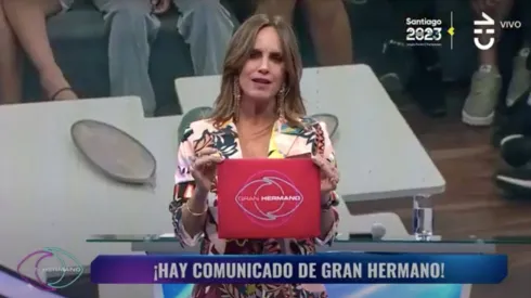 Diana Bolocco en el momento previo a leer el comunicado sobre Bigotes.