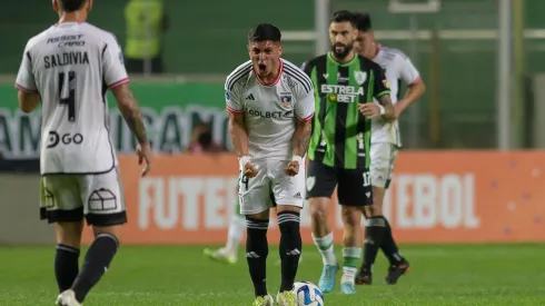 Jordhy Thompson entra en la historia continental de Colo Colo