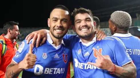 Mauricio Pellegrino piensa en una línea de 4 para enfrentar a Colo Colo