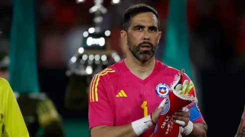 Eduardo Berizzo le pega el portazo a Claudio Bravo en La Roja