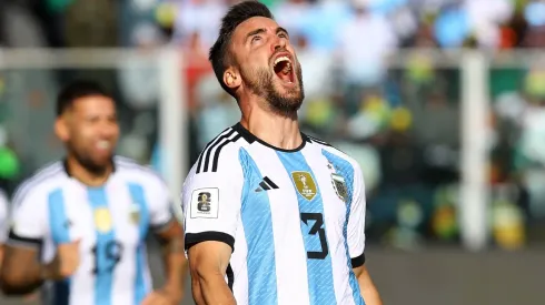 Nicolás Tagliafico marcó el 2-0 de Argentina ante Bolivia (Foto: Getty)
