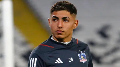 El delantero de 19 años tiene contrato hasta 2024 con Colo Colo. Pero su situación podría cambiar en los próximos días.