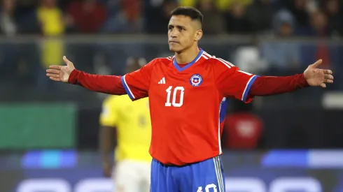 Leyenda del fútbol chileno se cuadra con las palabras de Alexis Sánchez