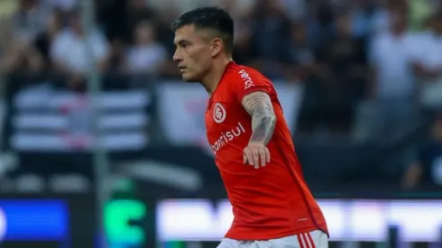 Charles Aránguiz fue elogiado en Brasil