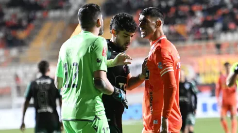 Hinchas de Wanderers no quieren ver en Valparaíso a David Escalante para 2024