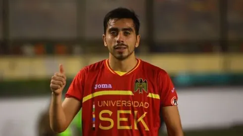 Ramsés Bustos nuevamente es protagonista bien alejado de las canchas.