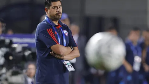Nicolás Córdova manifestó su molestia con el estado del terreno de la cancha (Foto: Photosport)