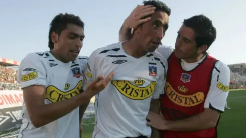 Jara celebrando con Barrios el gol ante la U en el Monumental.
