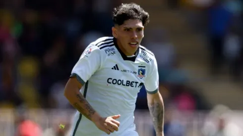 El mediocampista albo sigue sumando críticas en su paso por el Cacique.