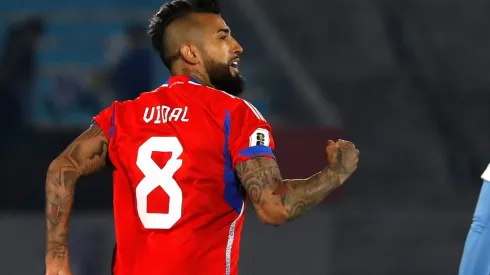 Arturo Vidal destaca el rendimiento de Osorio y Bolados. (Foto: Photosport)