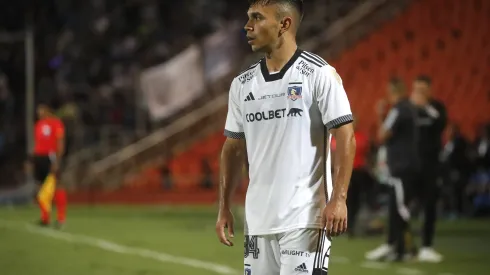 Vicente Pizarro sale del once titular de Colo Colo.