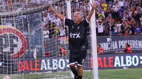 Carlos Caszely tendrá calle con su nombre (Foto: Marcelo Hernandez/Photosport)