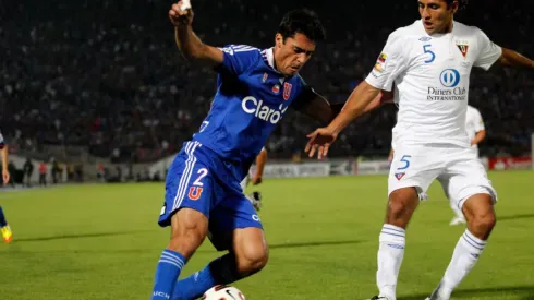 Marcos González festeja la titularidad de Ignacio Vásquez en Universidad de Chile.