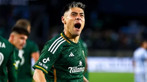 Felipe Mora sigue anotando en Estados Unidos y pide camiseta en La Roja