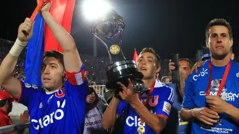 Matías Rodríguez se tatúa la Copa Sudamericana 2011.