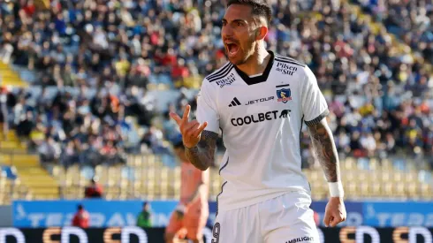 Javier Correa anotó el gol de Colo Colo frente a Everton