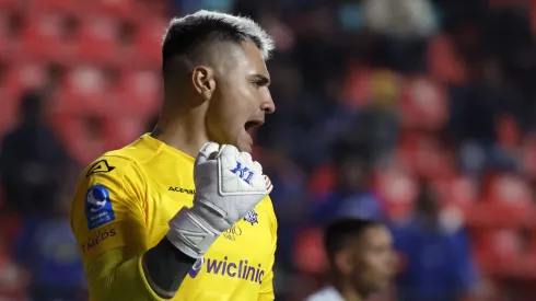 Cristóbal Campos despertó tras una larga cirugía. (Foto: Andrés Pina/Photosport)