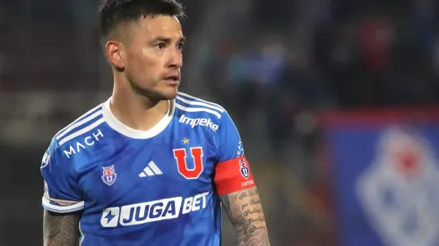 Charles Aránguiz se confesó en Universidad de Chile.