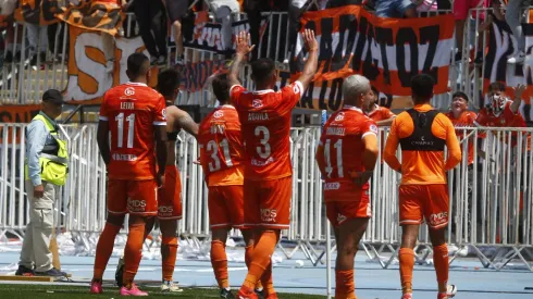 Los loínos se siguen armando para la difícil temporada de la Primera B.