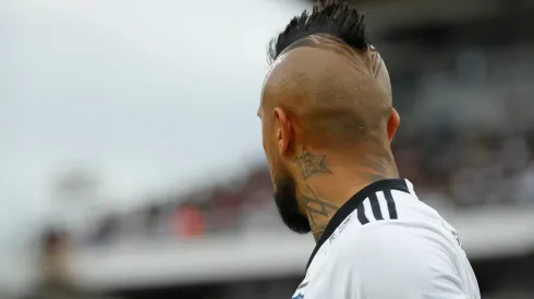 Arturo Vidal extraña a su yunta en Colo Colo. (Foto: Photosport)
