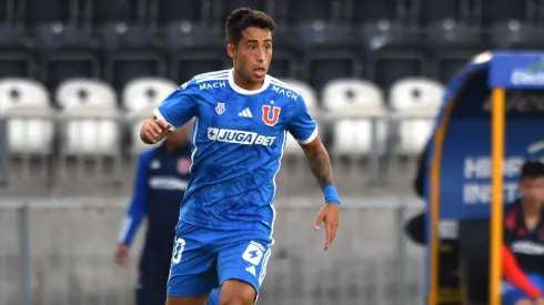 La U no se quiere desprender tan fácil de Lucas Assadi.