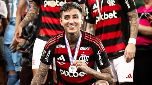 Erick Pulgar fue destacado por su nivel en Flamengo.