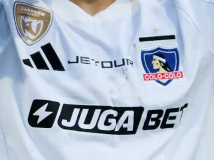 Mientras Adidas le paga US$ 10 millones por año a Boca, esto recibirá Colo Colo