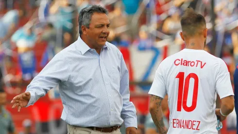 Víctor Hugo Castañeda criticó duramente a la Gata Fernández en el Superclásico 2016 (Photosport).
