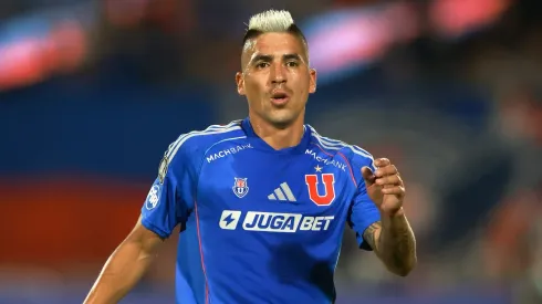 Fernández y la U sacan cuentas alegres tras el triunfo ante Estudiantes.