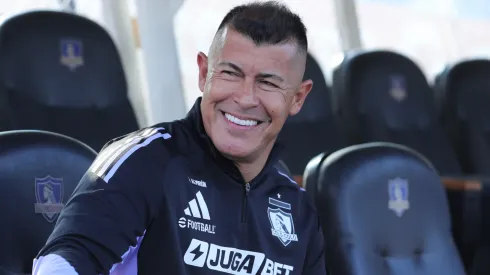 Jorge Almirón recibe una buena noticia pensando en los próximos desafíos del Cacique. (Foto: Photosport)