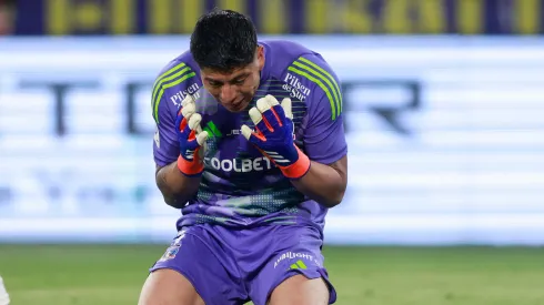 Brayan Cortés y Colo Colo tuvieron una mala noche ante Fortaleza en el Arena Castelao. (Foto: Photosport)