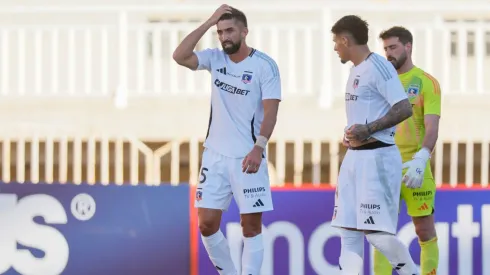 HInchas albos enojados con el equipo.