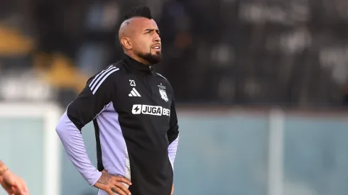 Arturo Vidal recibió un llamado desde la Conmebol.