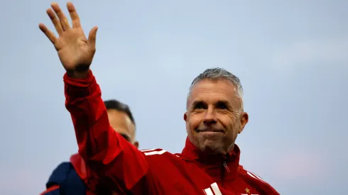 Gustavo Álvarez asoma como candidato para la banca de La Roja.