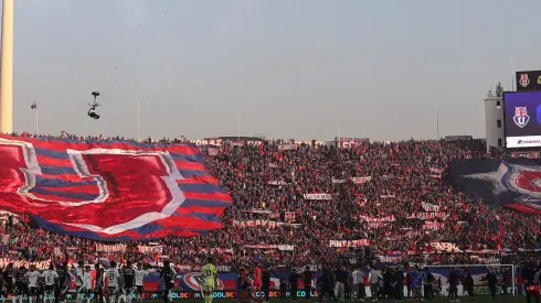 Un episodio fuera de lo común acaparó la atención de los hinchas de la U.